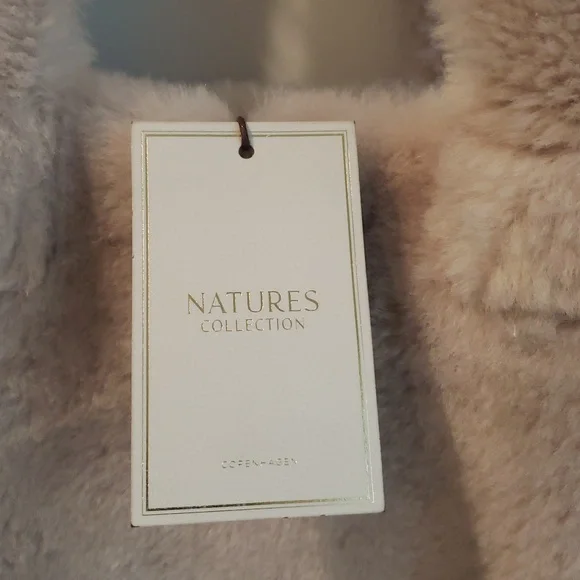 Large NWT Sheepskin Tote - Picture 2 of 4